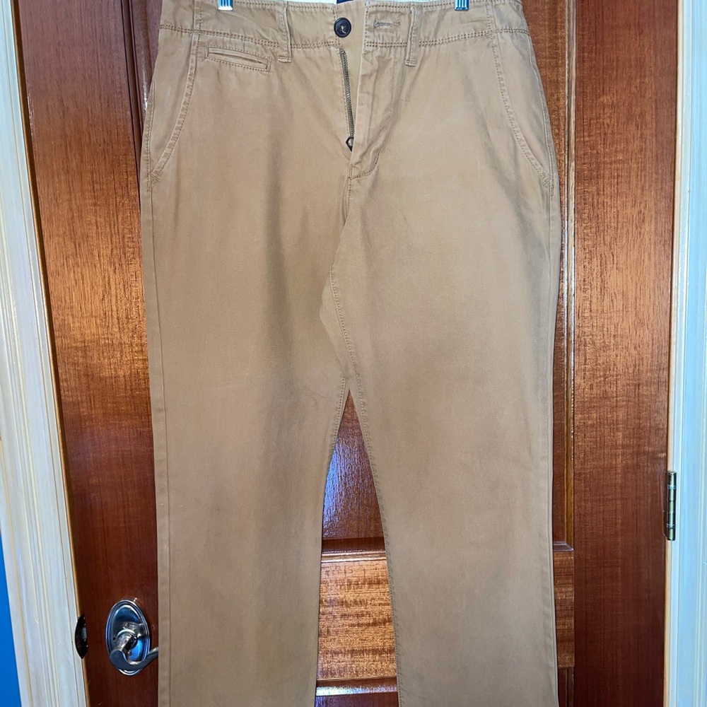 Khaki Pants - American Eagle size 32/32